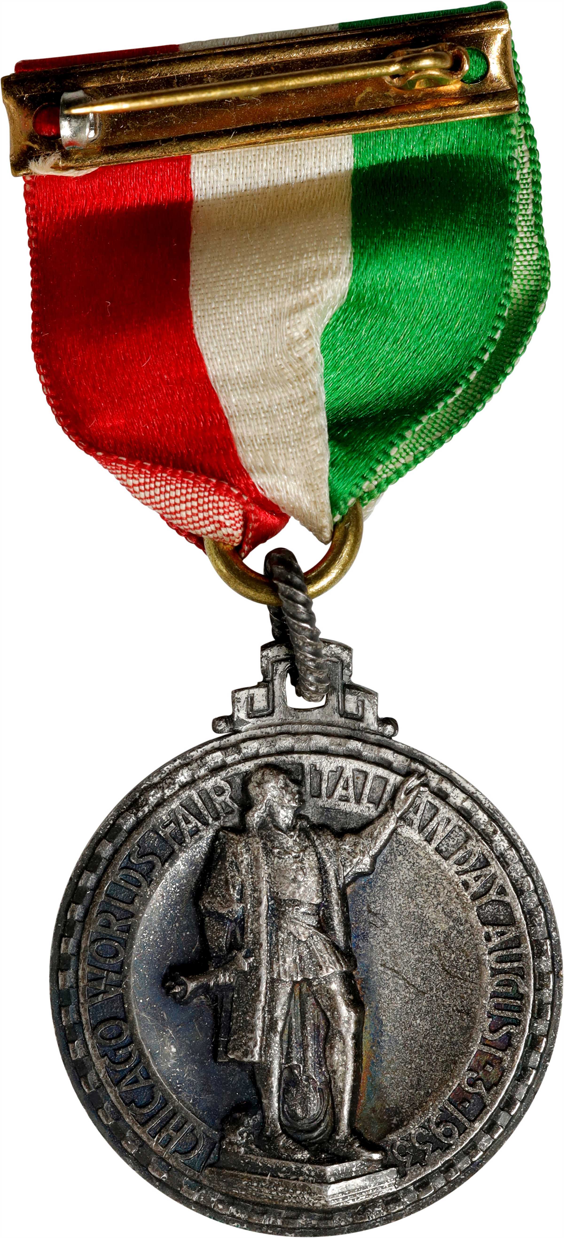 Vintage scarce medal Chicago World's 2024 Fair Italian Day August 6,1933 missing fastener otherwise good condition